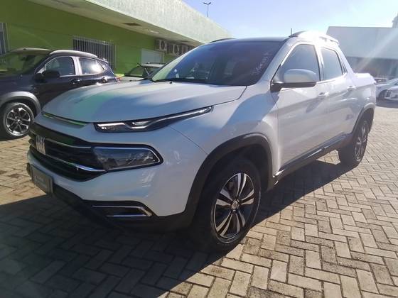 FIAT TORO 1.3 TURBO 270 FLEX FREEDOM AT6 FIAT TORO 1.3 TURBO 270 FLEX FREEDOM AT6